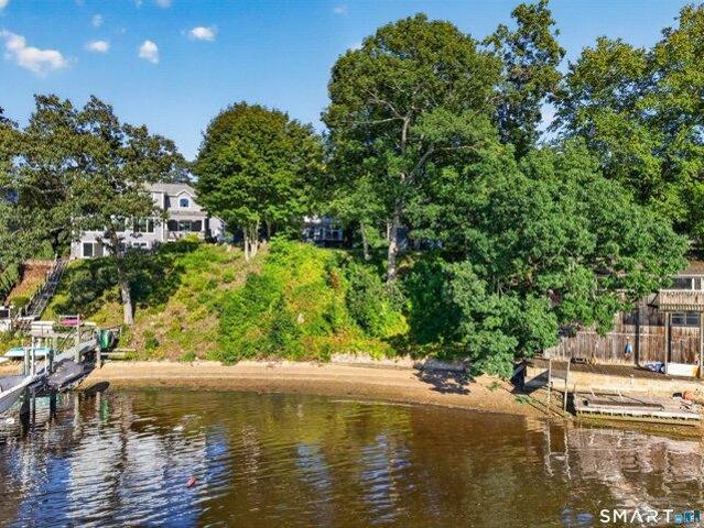 5 bedroom, Waterford CT 06385 105473944