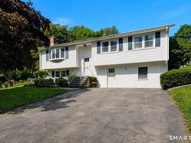 5 bedroom, Wallingford CT 06492 105414368