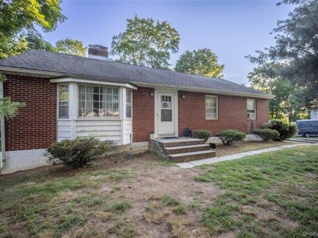 5 bedroom, Wappingers Falls NY 12590 105287630