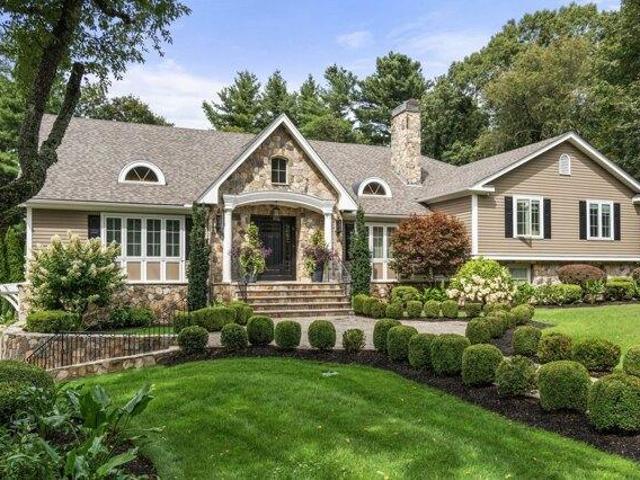 5 bedroom, Weston MA 02493 105558294
