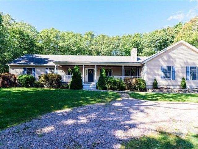 5 bedroom, Westerly RI 02891 105678872