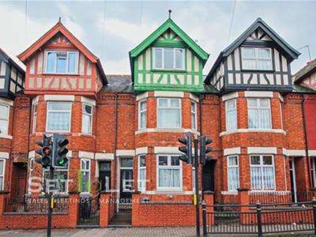 5 Bedroom Town House
