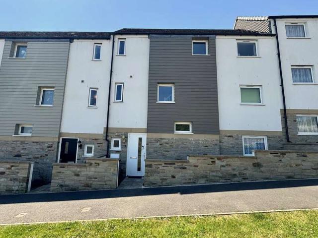 5 Bedroom Town House