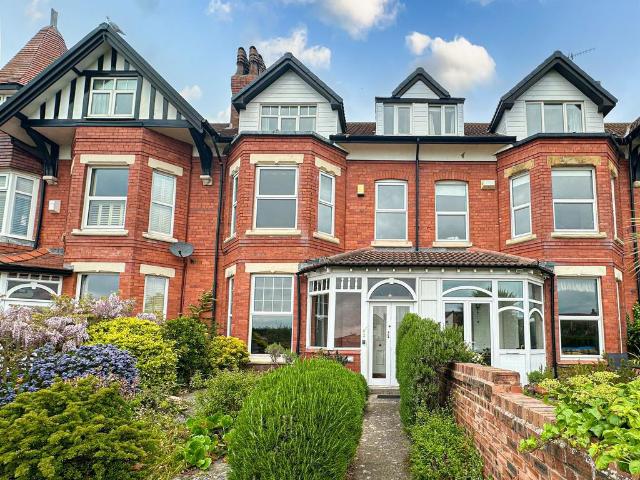5 bedroom townhouse for sale
