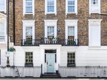 5 bedroom townhouse for sale