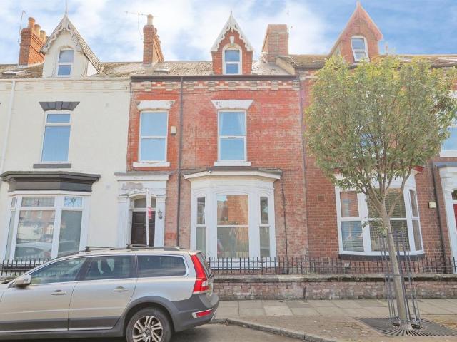 5 bedroom townhouse for sale