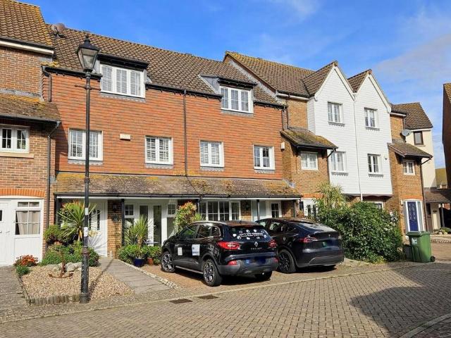 5 bedroom townhouse for sale