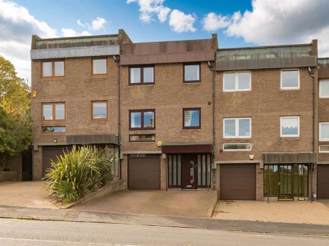 5 bedroom townhouse for sale