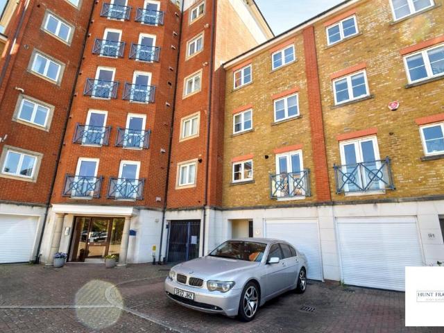 5 bedroom townhouse for sale