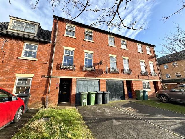 5 bedroom townhouse for sale