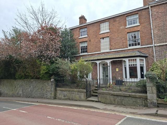 5 bedroom townhouse for sale