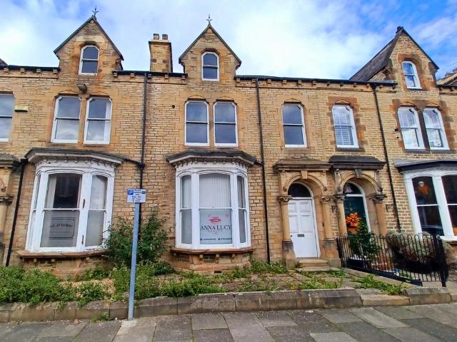5 bedroom townhouse for sale