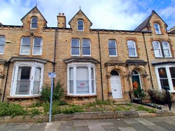 5 bedroom townhouse for sale