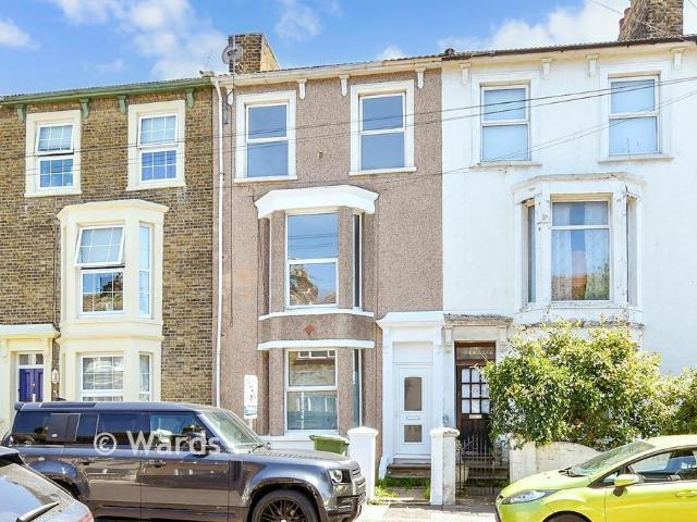 5 bedroom townhouse for sale