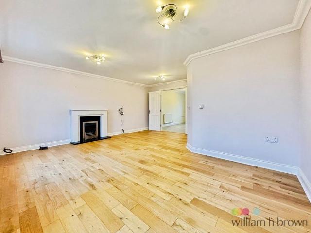 5 bedroom townhouse to rent