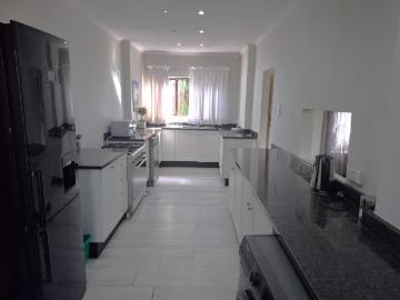 5 Bedroom Townhouse To Rent in Lester Park