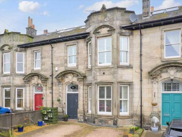 5 Bedroom Terraced House