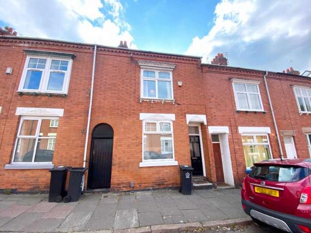 5 Bedroom Terraced House