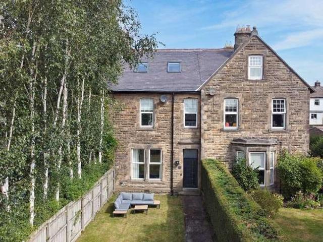 5 Bedroom Terraced House