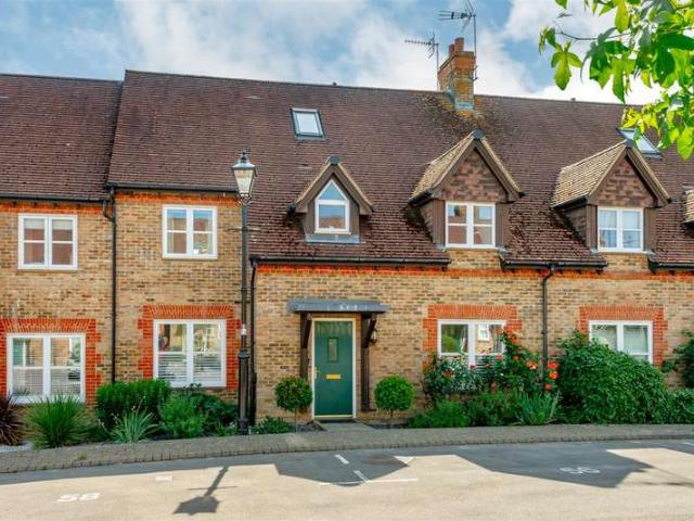 5 Bedroom Terraced House