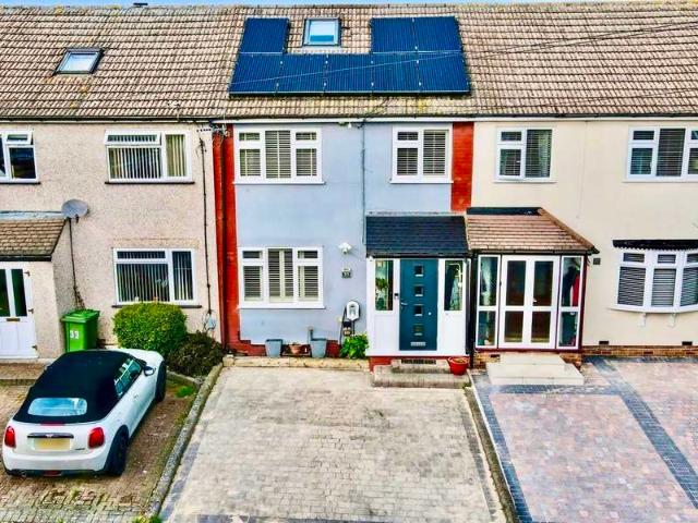 5 Bedroom Terraced House
