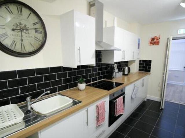 5 Bedroom Terraced House For Rent In Doncaster, South Yorkshire
