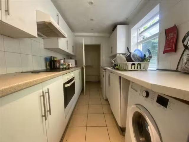 5 bedroom terraced house for rent in Elm Grove, Brighton, BN2