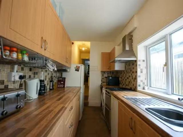 5 bedroom terraced house for rent in Luton Road, Selly Oak, Bi.