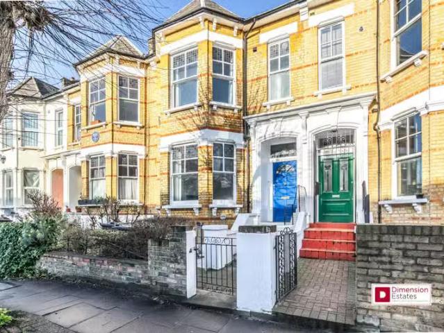 5 bedroom terraced house for rent in Thistlewaite Road, Lower.
