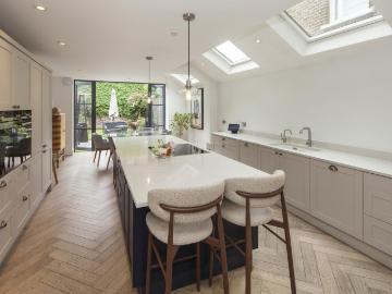 Wendell Park, London, Greater London - Equipped kitchen