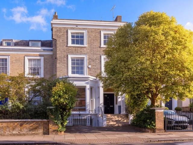 5 bedroom terraced house for sale