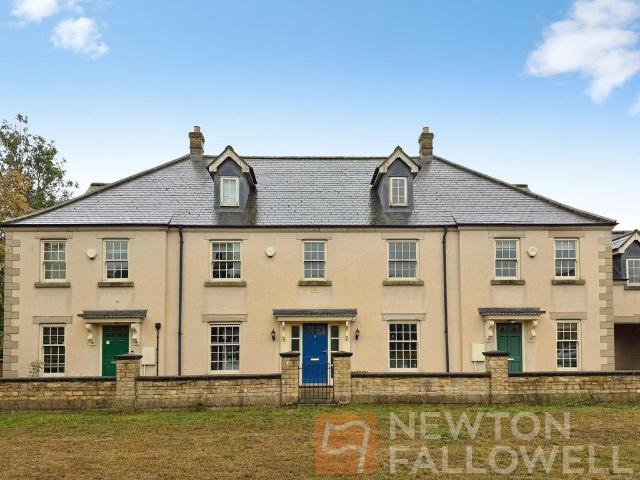5 bedroom terraced house for sale