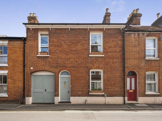 5 bedroom terraced house for sale