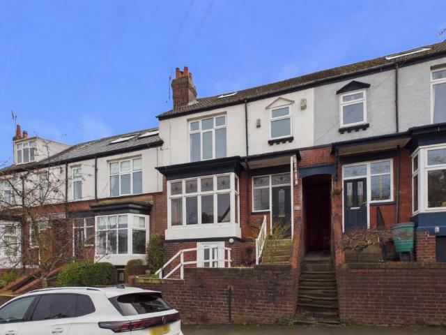 5 bedroom terraced house for sale