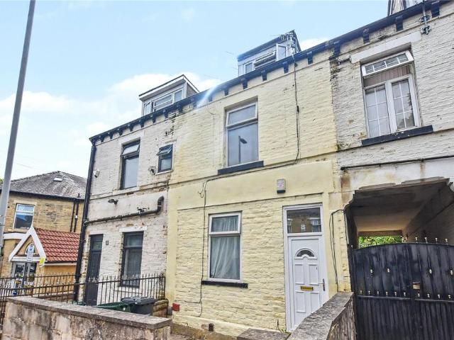5 bedroom terraced house for sale