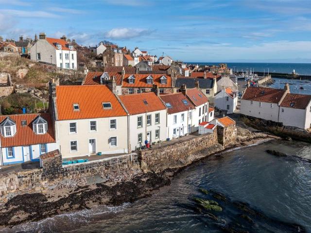 5 bedroom terraced house for sale