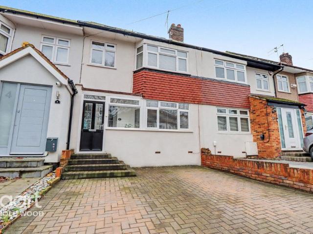 5 bedroom terraced house for sale