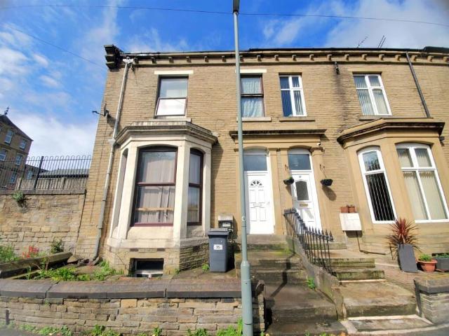 5 bedroom terraced house for sale