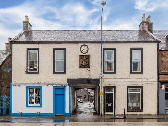5 bedroom terraced house for sale