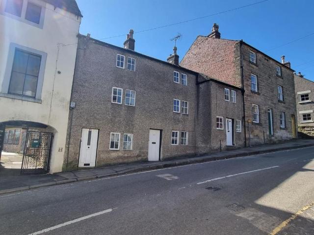 5 bedroom terraced house for sale
