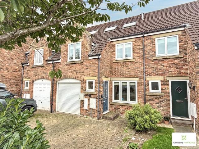 5 bedroom terraced house for sale