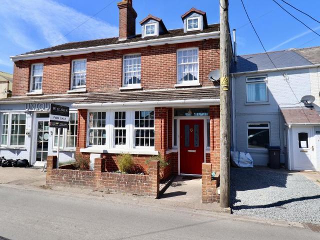 5 bedroom terraced house for sale