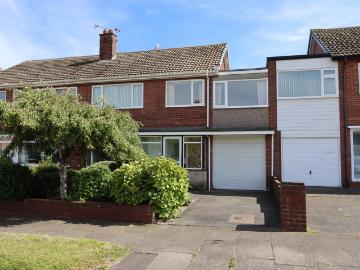5 bedroom terraced house for sale
