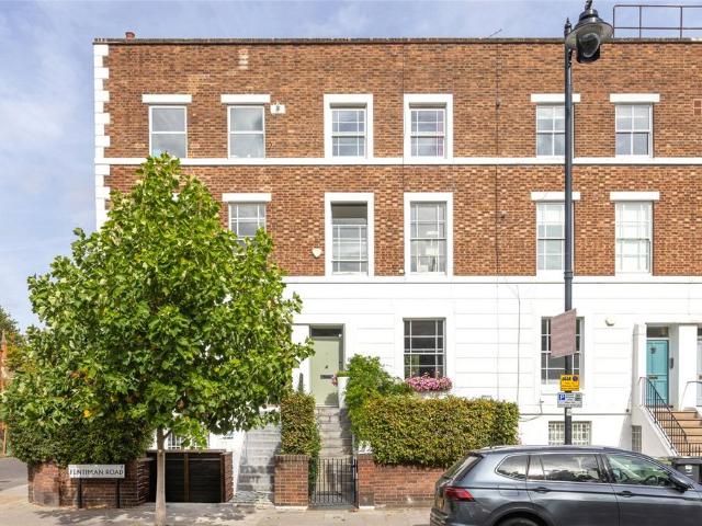 5 bedroom terraced house for sale
