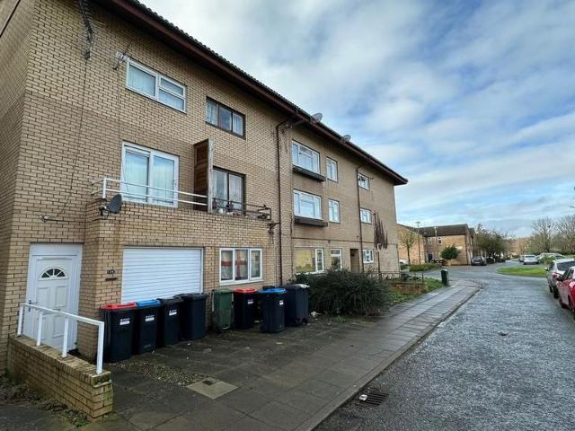 5 bedroom terraced house for sale