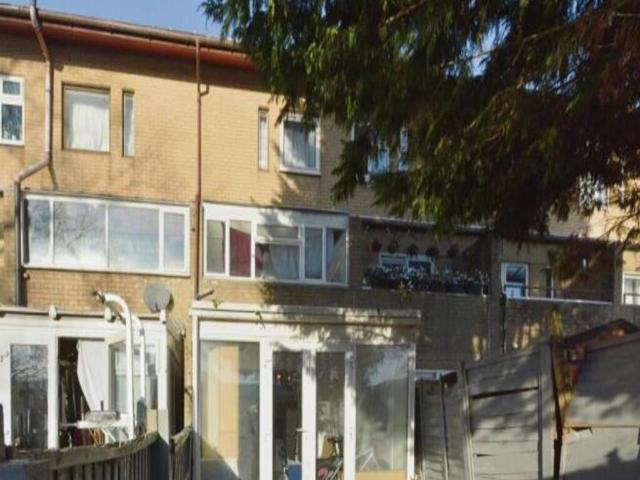 5 bedroom terraced house for sale