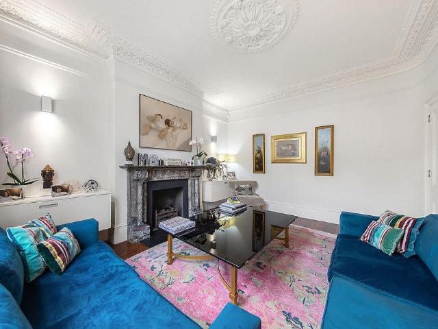 5 bedroom terraced house for sale