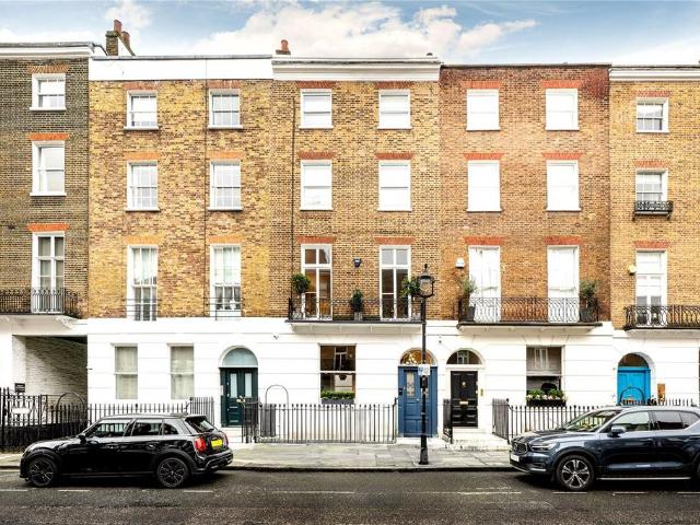 5 bedroom terraced house for sale