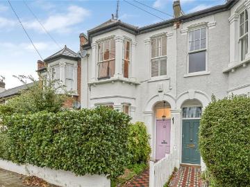 5 bedroom terraced house for sale