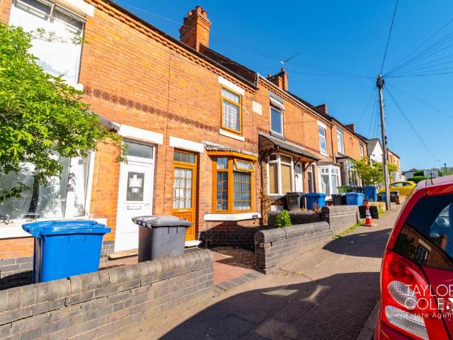 5 bedroom terraced house for sale